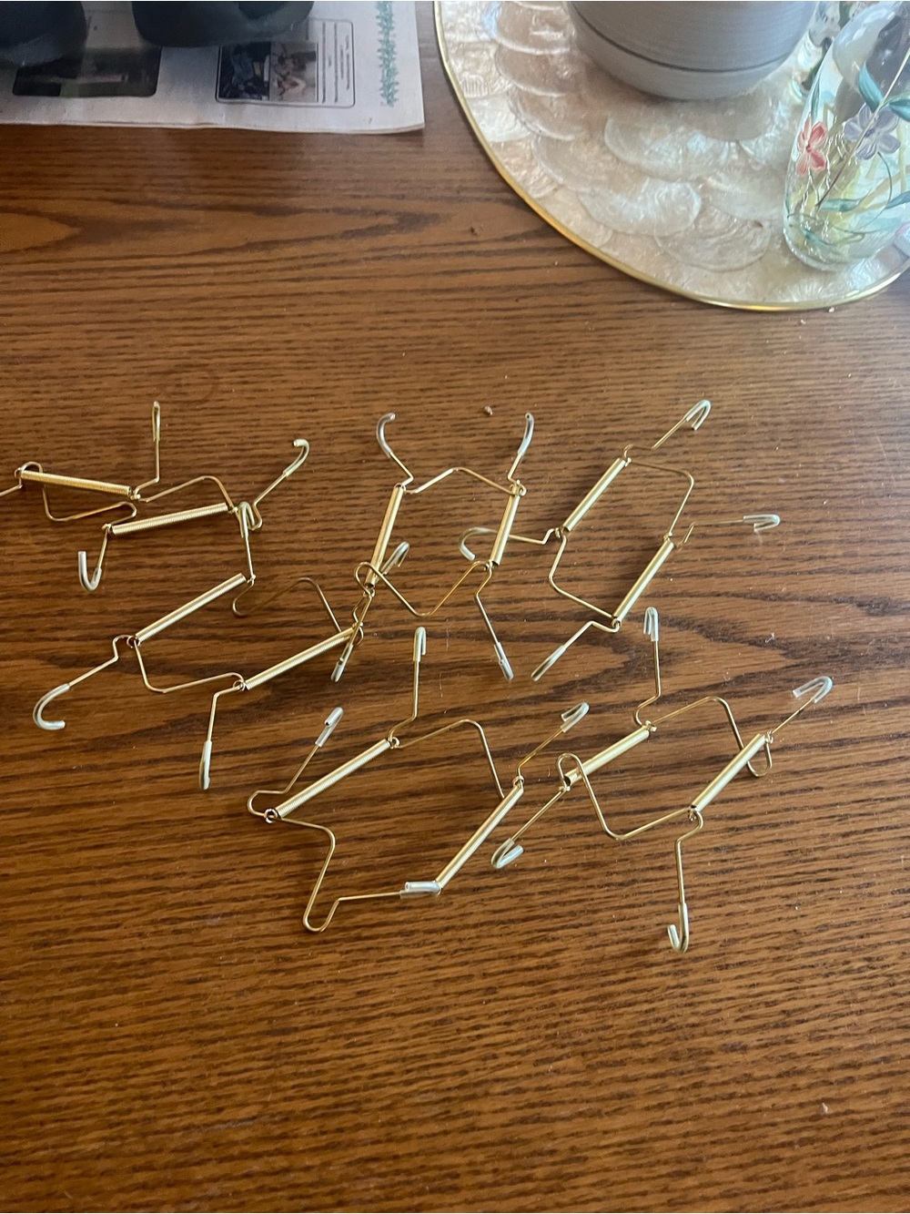Set of Gold-Tone Wire Plate Hangers - Picture 3 of 3